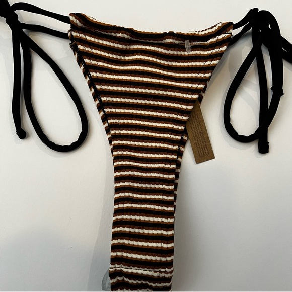 THRILLS All That Stripe String Bikini Bottoms brown XS - Picture 4 of 8